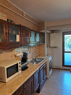 vând urgent apartament cu 2 camere  - imagine 6