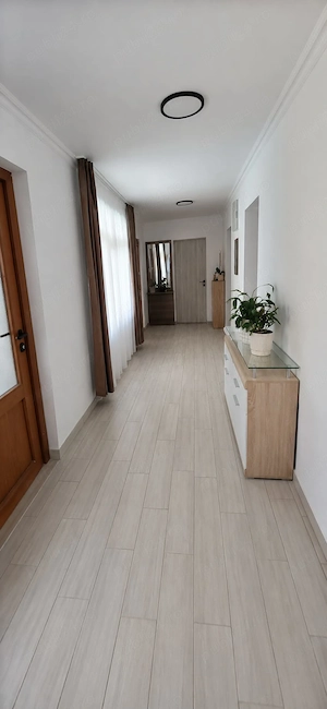 Vand casa pe parter in zona Plopi  - imagine 8