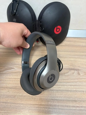 Casti Beats Studio 2.0 cu fir