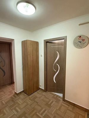 Apartament 2 camere ,etaj 1 - imagine 5