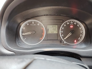 Vand Skoda Fabia 1.2,2008 - imagine 2