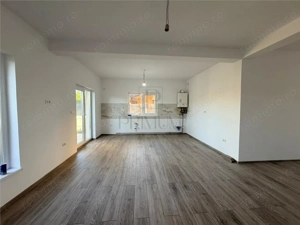 Duplex pe parter - finisaje top- zona excelenta - imagine 2