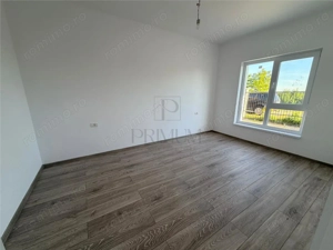 Duplex pe parter - finisaje top- zona excelenta - imagine 8