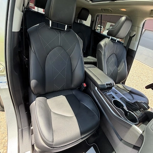 Toyota Highlander 2.5 L 248CP Luxury   7 locuri - imagine 10