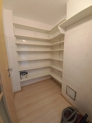 Apartament de vanzare in Salonta, situat pe strada Republicii, zona garii. 4 camere, 96 mp. - imagine 10