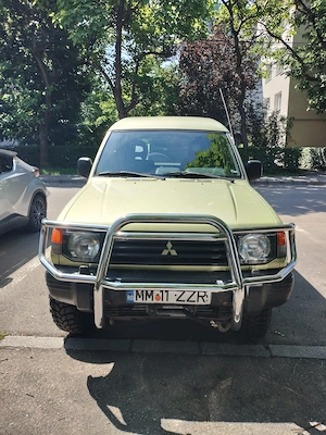 Vând Mitsubishi Pajero scurt 