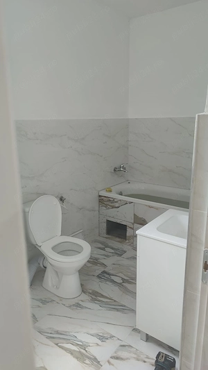 Vand apartament 3 camere zona centrala - imagine 5