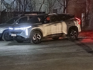 Vând SUV full option in garanție inca 7 ani 