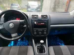 Golf V, 1,4 Benz.,80 CP,Climatrinic,172000km,2009,Oradea - imagine 6