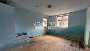 Vânzare casă renovabilă cu teren generos, sat Trocani, comuna Dănești - imagine 5
