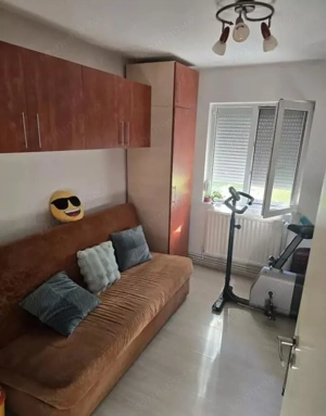 Zona  Favorit -Circumvalatiunii - Apartament 3 Camere  Spatios - Parter Inalt - imagine 3