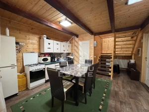 Casa din lemn, zona muntoasa, cu rau, la cheie, Ribita, Hunedoara - imagine 6