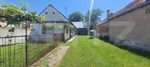 Proprietate cu potențial, casă + șură stejar și livadă - satul cu comori - imagine 5