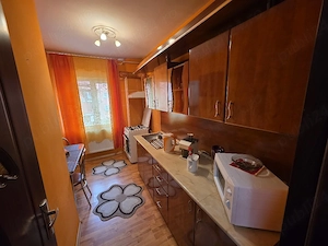 Apartament 3 camere 70 m patrati