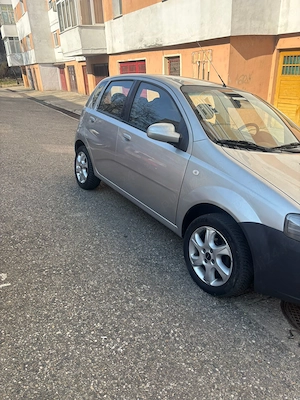 Chevrolet Aveo 1.2 Benzină + GPL   109.616 km REALI   1.000  - imagine 6