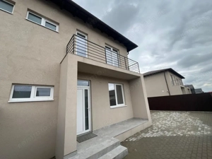 Casa - Duplex - 4 camere - 115mp - Curte 300mp - Utilitati - Sanpetru - imagine 10