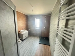 Apartament-4 Camere-Decomandat-Mobilat-Utilat-Parcare-etaj 1-Izvor-Tarlungeni - imagine 12