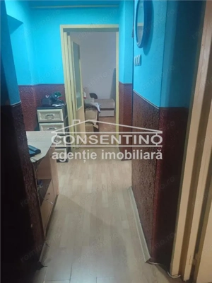 Se vinde apartament cu 3 camere  , etaj 2, Micro V - imagine 4