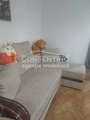 Se vinde apartament cu 3 camere  , etaj 2, Micro V