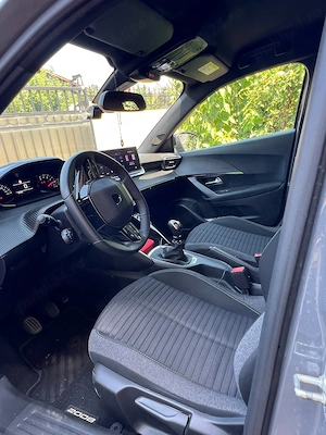 PEUGEOT 2008 1.2 PureTech 100CP | 2  km | BENZINĂ | GRI - imagine 9