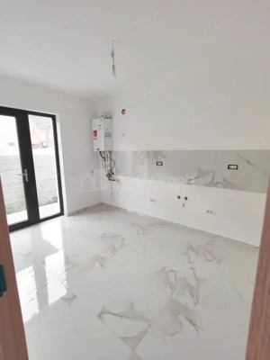 Vanzare -  Casa Individuala - 2 Dormitoare la Parter + Mansarda  - Rahova – Alexandriei – Leroy Merl - imagine 5