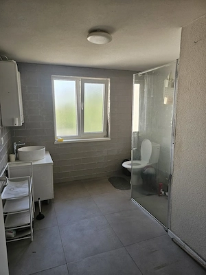 Apartament 2 camere Etaj 2 Complex Studentesc - loc de parcare !! - imagine 2