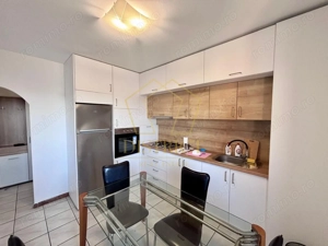 Apartament spatios cu 4 camere si terasa | Modern - imagine 2