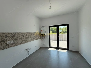 Casa individuala ||3 camere 1 baie || 250 mp teren || - imagine 6