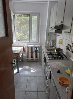 Vanzare Apartament 3 Camere Semidecomandat Luica-Dorohoi - imagine 2