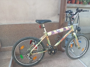Vând bicicleta 20 