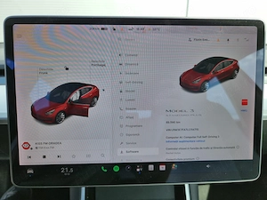 Testa model 3 ,model deosebit,roșu,tapițerie alba - imagine 6