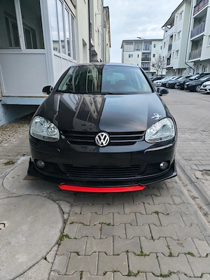 Vând golf 5 1.4 benzina