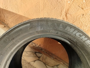 Vând patru cauciucuri Michelin 255/55 R17 - imagine 4