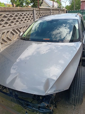 Vând Volkswagen Passat 2.0 TDI, 150 CP, DSG, an 2016   avariat - imagine 2