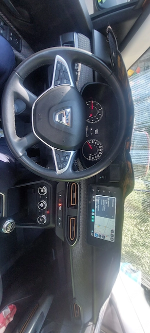 De vânzare Dacia Sandero Stepway ECO-G 100 - imagine 2