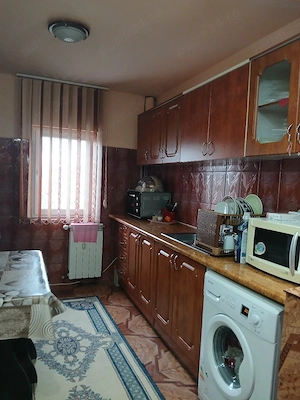 apartament de vanzare - imagine 2