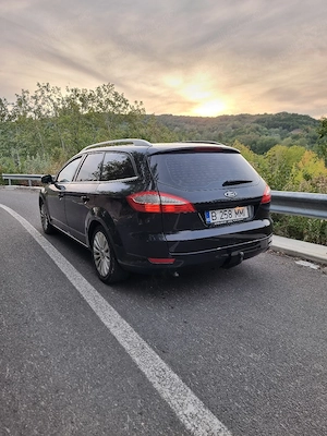 Dezmembrez Ford Mondeo Mk4 - imagine 2