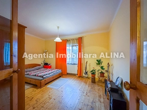 Casa pe un singur nivel si teren 500 mp in Mun. Deva, Jud. HD, zona centrala Spitalul Judetean.  - imagine 2