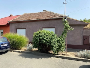 Ovazie !! Se vinde casa 4 camere  