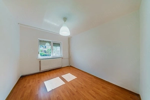 Apartament+spatiu comercial, parter Micalaca - imagine 9