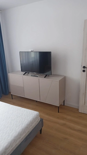 P.F. Inchiriez apartament 3 camere in centru, Piata Abator - imagine 8