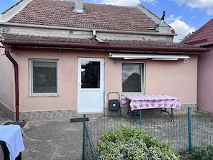 Casa cu 3 camere, zona Fratelia - imagine 3