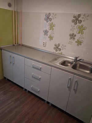 Apartament cu 3 camere, et 2, zona Printul Turcesc - imagine 4