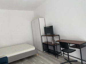 Proprietar garsoniera mare Exigent Plaza Residence - imagine 3