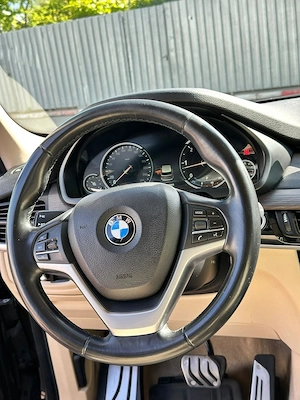 Bmw X5 F15 2015 xDrive 30d - imagine 8