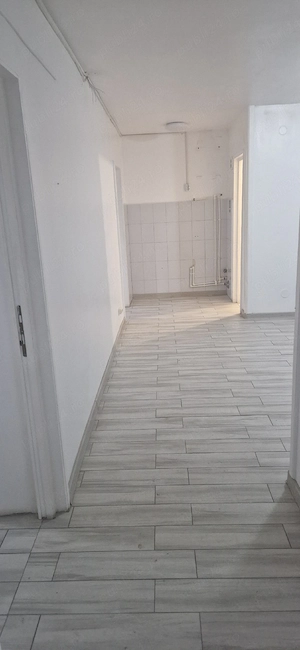 spatiu comercial - imagine 4
