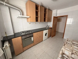 Apartament decomandat, 2 camere, etaj 6/8 – Micro 21, - imagine 5