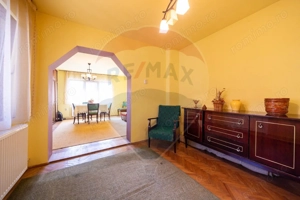 Casa cu 4 camere si 520 mp teren in Rasnov, Str. Panduri - imagine 11