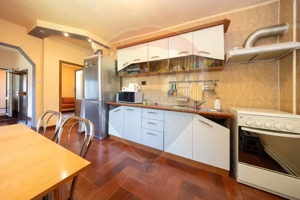 Casa cu 4 camere si 520 mp teren in Rasnov, Str. Panduri - imagine 2