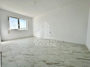Apartament cu 3 camere, etaj intermediar, Giroc - imagine 3